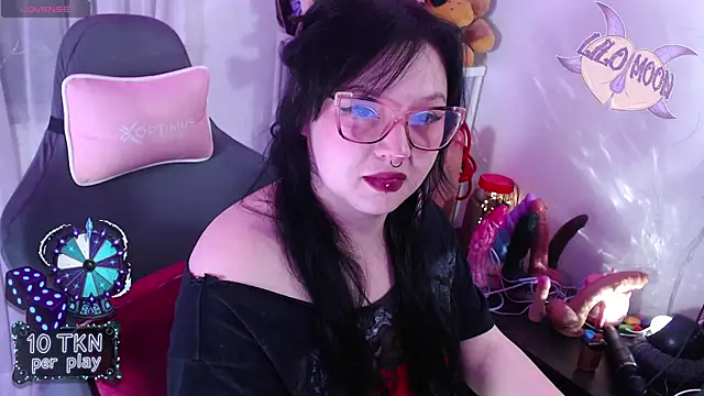 LiloMoon69 online show from January 11, 2:40 am