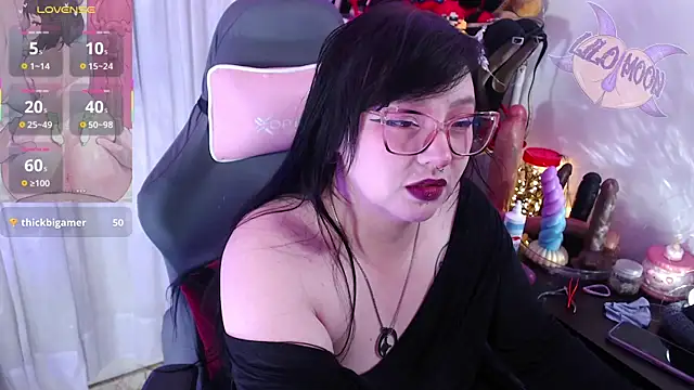 LiloMoon69 online show from October 12, 1:45 pm