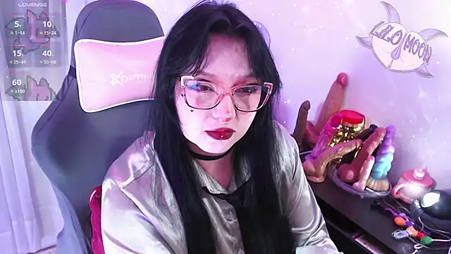 LiloMoon69 online show from April 29, 12:48 am