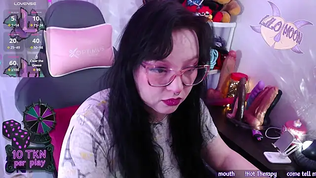 LiloMoon69 online show from November 24, 1:33 pm