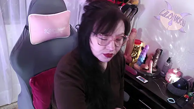 LiloMoon69 online show from September 11, 12:38 pm