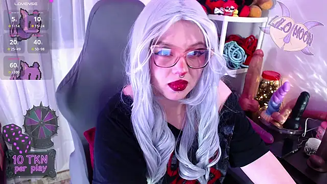 LiloMoon69 online show from November 9, 2:59 am