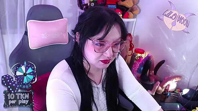 LiloMoon69 online show from January 9, 7:21 pm