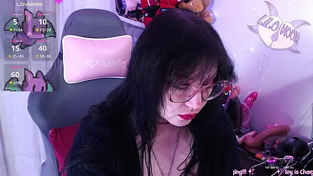 LiloMoon69 online show from February 26, 2:33 am