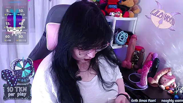 LiloMoon69 online show from December 19, 1:57 pm