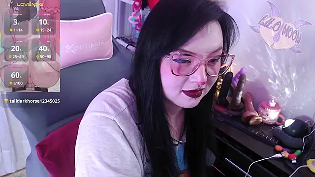 LiloMoon69 online show from September 26, 1:07 pm