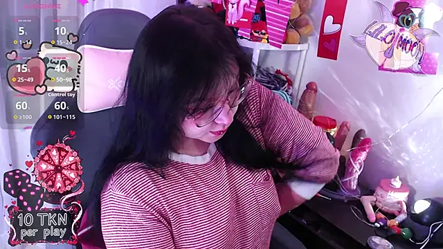 LiloMoon69 online show from February 13, 12:43 am