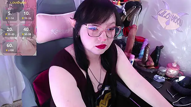 LiloMoon69 online show from October 9, 12:28 pm