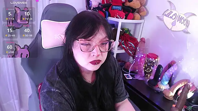 LiloMoon69 online show from March 23, 6:30 pm