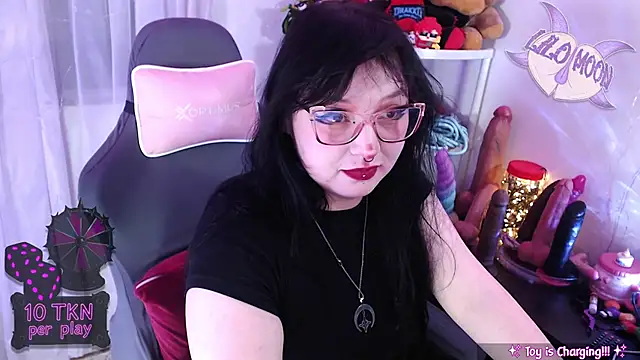 LiloMoon69 online show from February 7, 12:46 pm