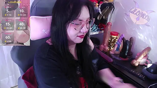 LiloMoon69 online show from September 29, 12:55 pm