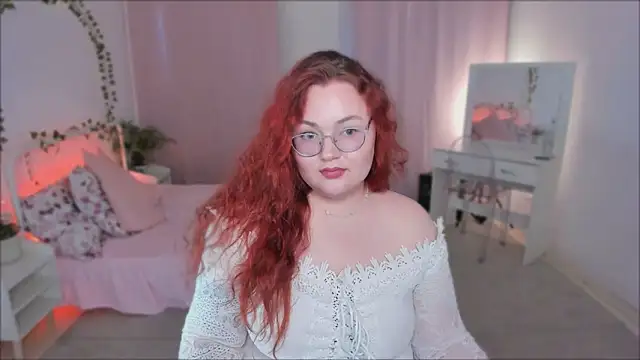 Lana Bananass online show from June 12, 4:16 pm