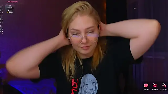 Catherine River online show from October 1, 10:46 pm