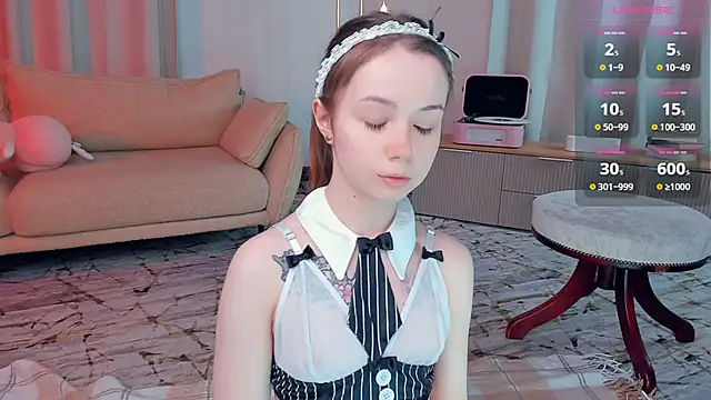 DominikaElis online show from April 3, 7:09 pm