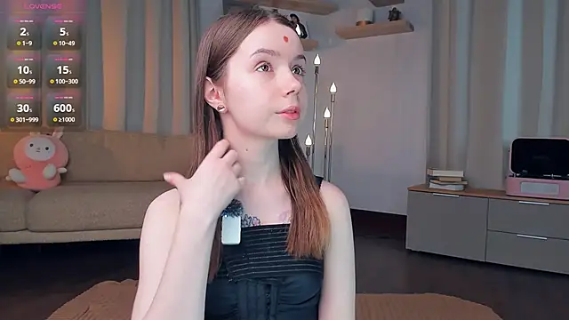 DominikaElis online show from May 4, 7:50 pm