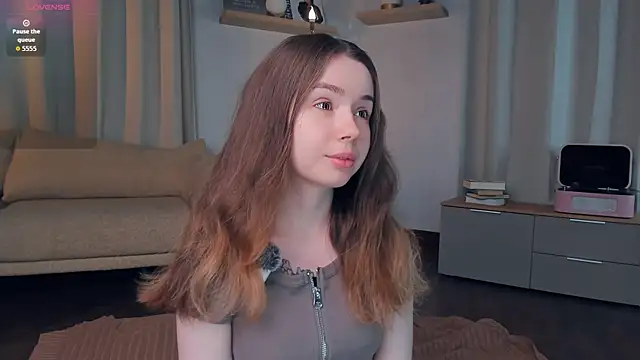 DominikaElis online show from May 8, 8:01 pm
