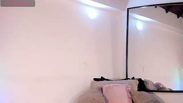 Daddysgirl1  online show from March 16, 8:22 pm