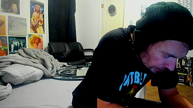 cloudyystar666 online show from November 26, 9:42 am