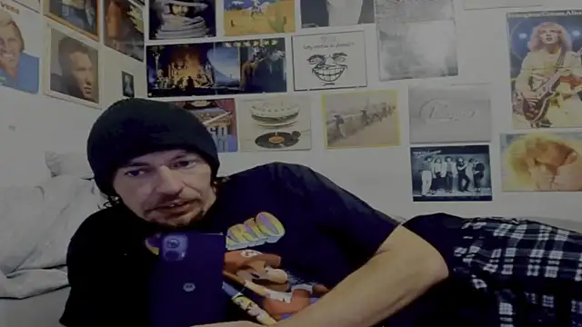 cloudyystar666 online show from November 28, 6:02 am