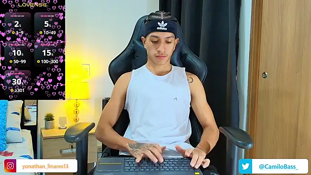  CamiloBass online show from March 23, 7:47 pm