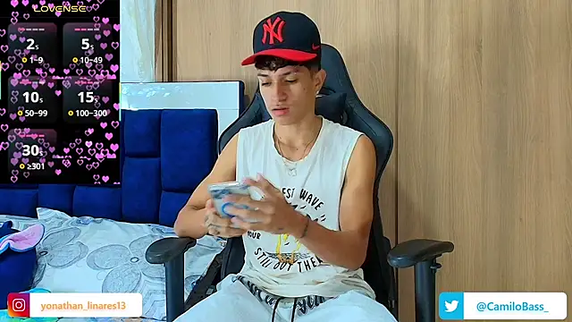  CamiloBass online show from February 1, 8:18 pm