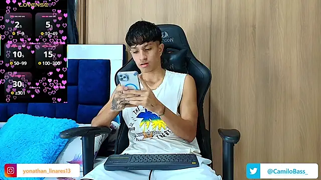  CamiloBass online show from February 15, 7:13 pm