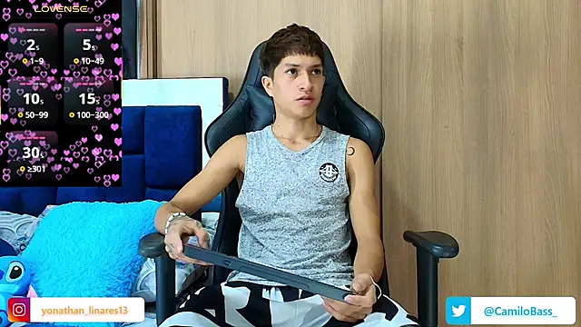  CamiloBass online show from November 15, 12:03 am