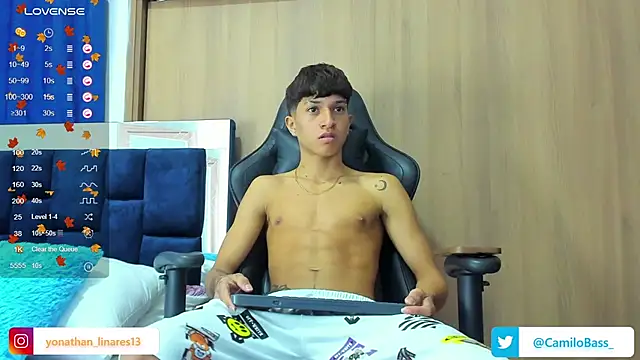  CamiloBass online show from February 22, 10:52 pm