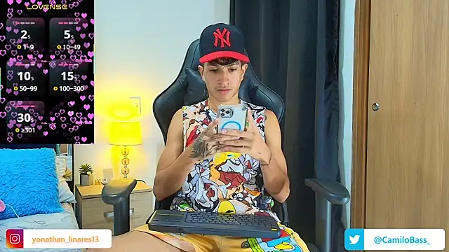  CamiloBass online show from April 5, 7:20 pm