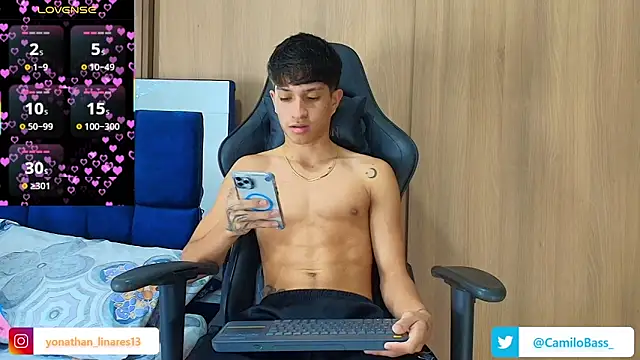  CamiloBass online show from February 7, 8:06 pm