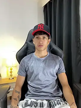  CamiloBass online show from March 15, 8:38 pm