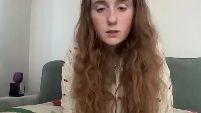 lilsbabyxo online show from February 12, 4:40 pm