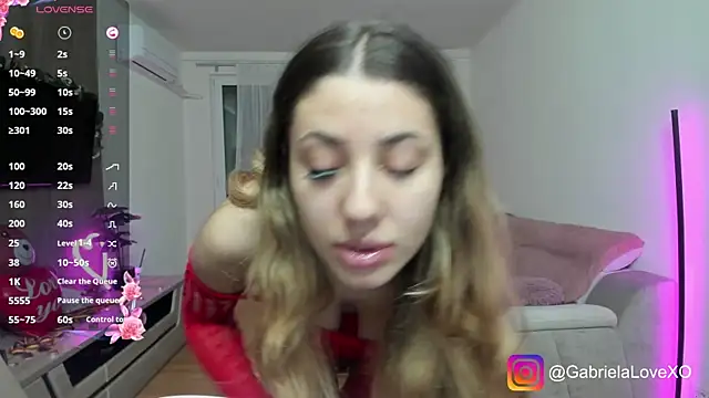 GabrielaLove  online show from February 25, 8:32 pm