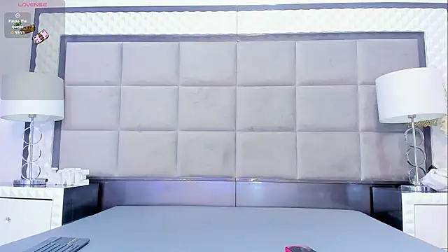 OliviaBurning online show from February 27, 7:35 pm