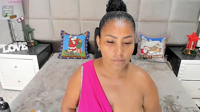 OliviaBurning online show from December 3, 7:35 pm