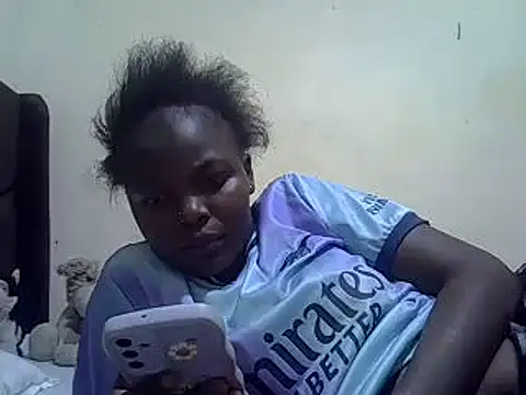 pretty vivy online show from February 16, 4:21 pm