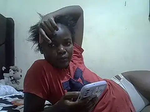 pretty vivy online show from February 15, 8:01 pm