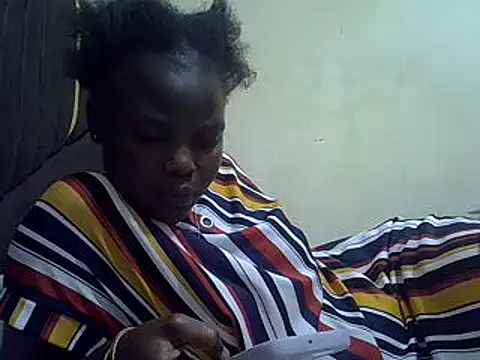 pretty vivy online show from February 8, 4:35 pm