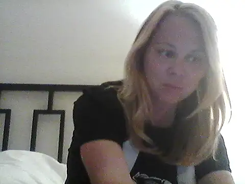 burrkitty online show from November 20, 5:19 am