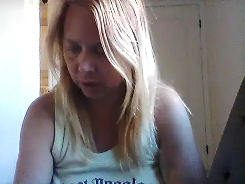 burrkitty online show from November 26, 10:32 pm