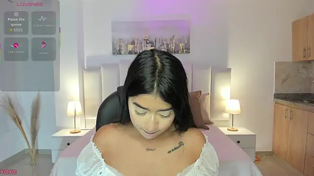 Snapshot of amelie_jhons chatting on September 28, 8:27 pm amelie jhons online show from September 28, 8:27 pm