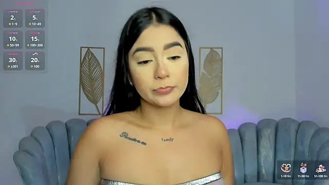 Snapshot of amelie_jhons chatting on September 18, 8:01 pm amelie jhons online show from September 18, 8:01 pm