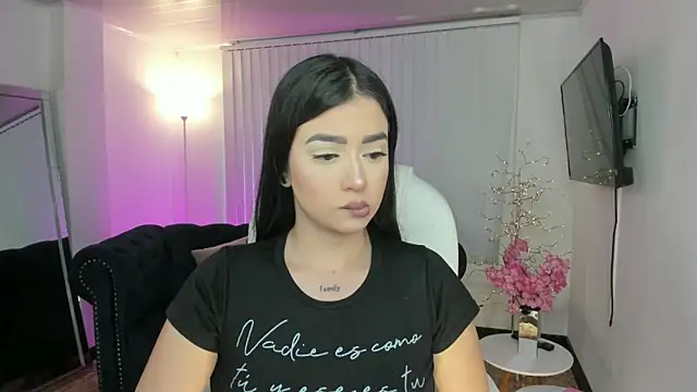 Snapshot of amelie_jhons chatting on March 9, 8:31 pm amelie jhons online show from March 9, 8:31 pm