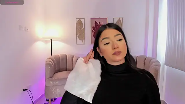 Snapshot of amelie_jhons chatting on October 30, 7:44 pm amelie jhons online show from October 30, 7:44 pm