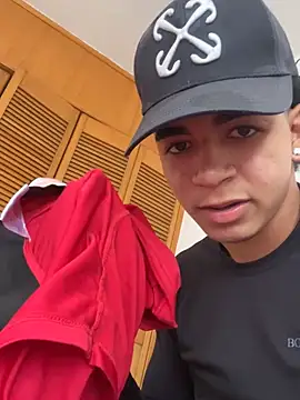 JoanG10 online show from April 21, 3:18 pm