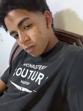 Snapshot of JoanG10 chatting on September 13, 1:49 am JoanG10 online show from September 13, 1:49 am