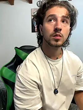 Snapshot of Valentino_Xander chatting on November 26, 11:49 pm Valentino Xander online show from November 26, 11:49 pm