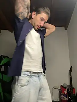 Valentino Xander online show from February 14, 3:18 am