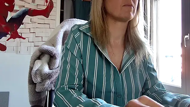 cassiehotsexy online show from October 17, 7:55 am