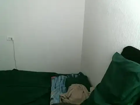 Snapshot of passion_sweet07 chatting on February 25, 2:03 am passion sweet07 online show from February 25, 2:03 am